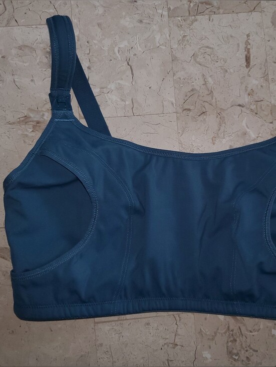 Momcozy Other - Momcozy Pumping Bra - Size Medium NWOT